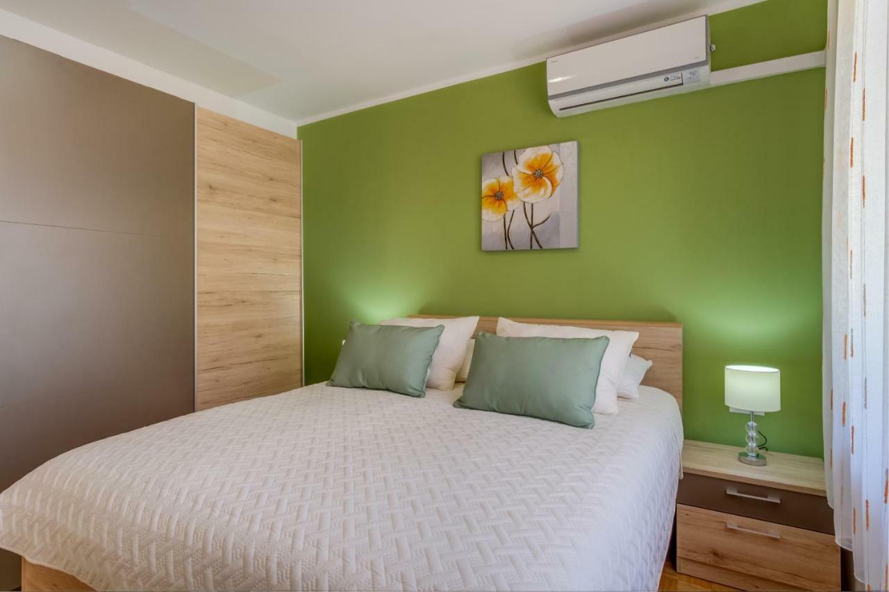 Apartments Eva Đảo Đảo Cres Ngoại thất bức ảnh