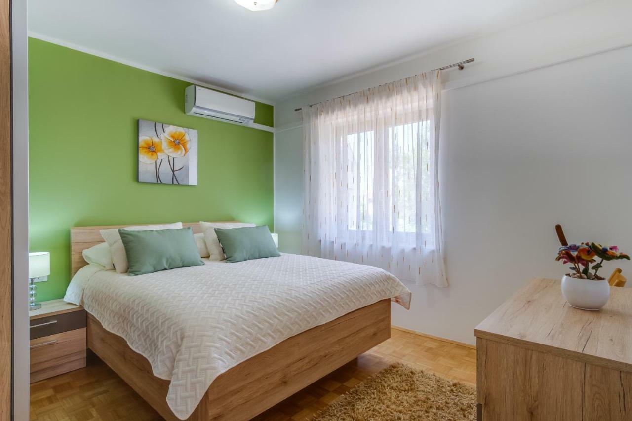 Apartments Eva Đảo Đảo Cres Ngoại thất bức ảnh