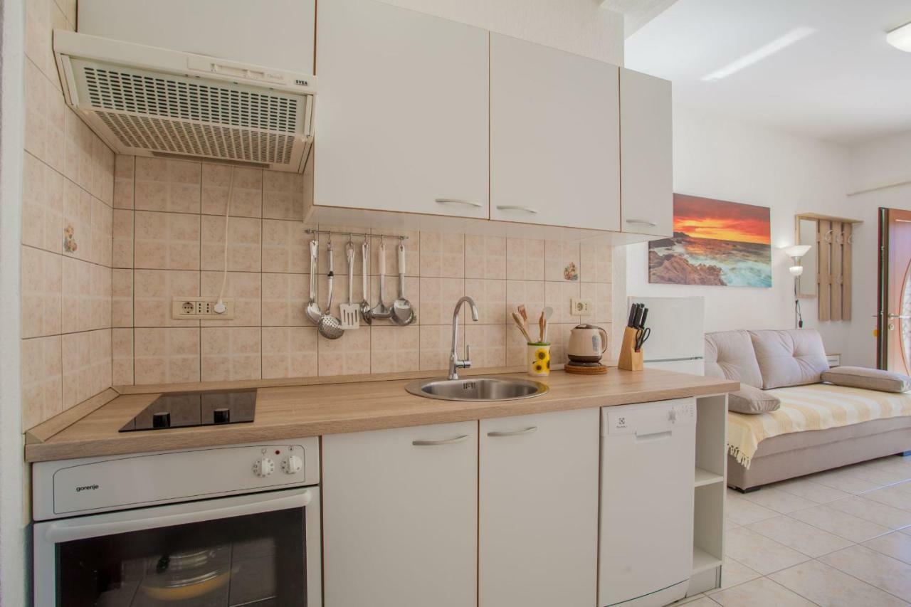 Apartments Eva Đảo Đảo Cres Ngoại thất bức ảnh