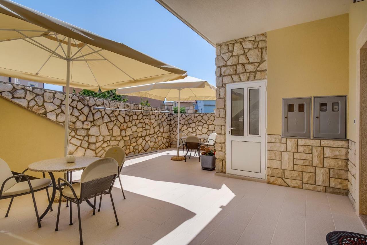 Apartments Eva Đảo Đảo Cres Ngoại thất bức ảnh