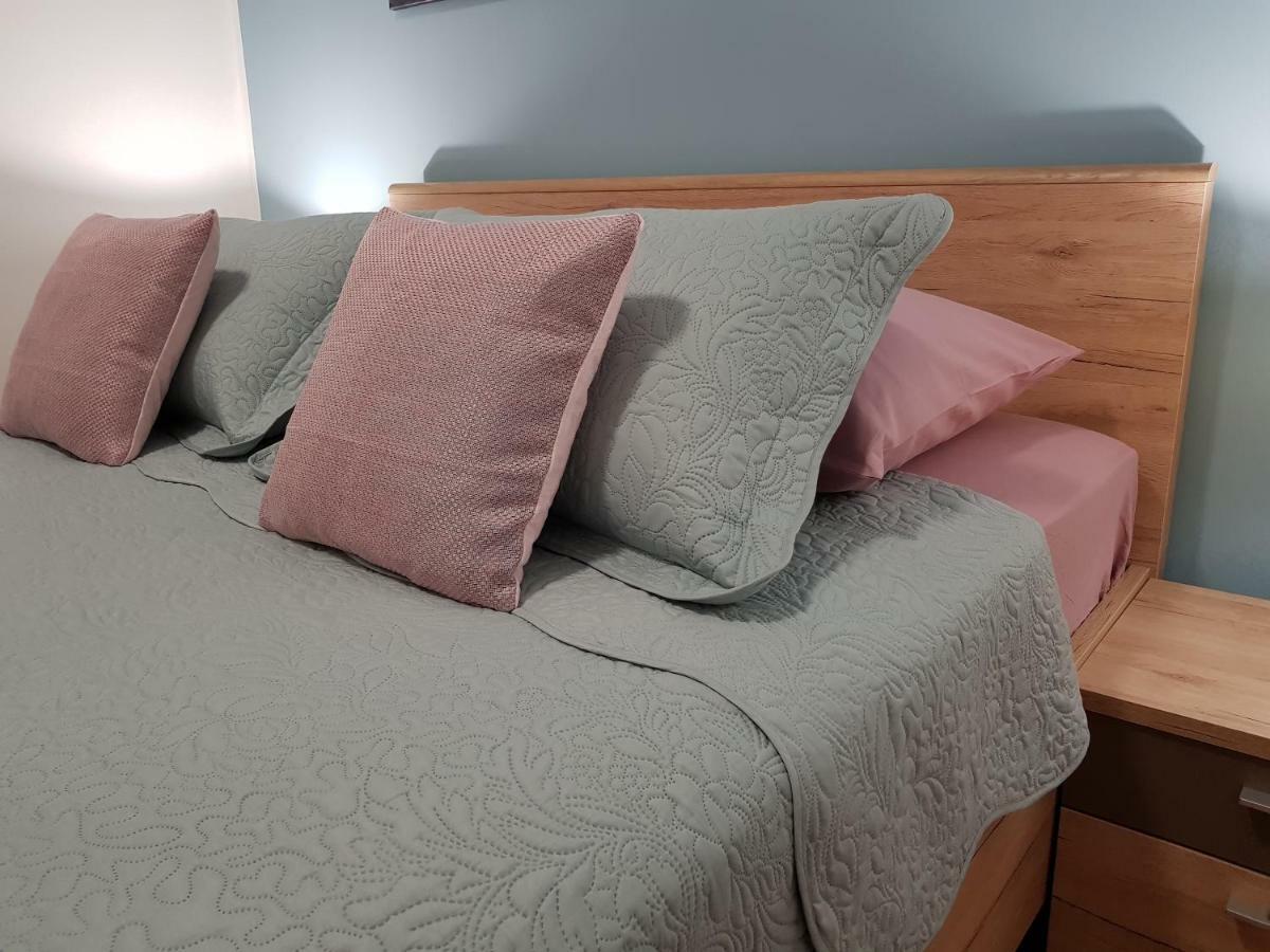 Apartments Eva Đảo Đảo Cres Ngoại thất bức ảnh